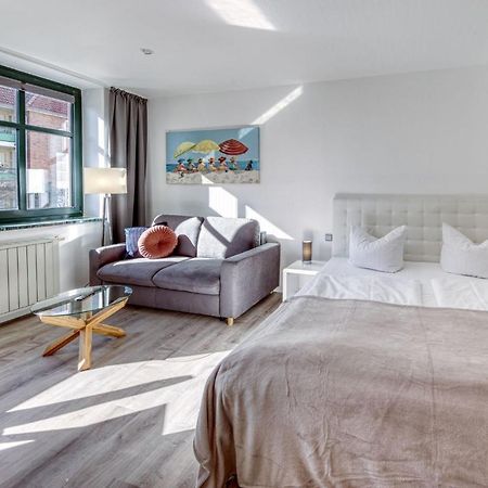 Haus Diana - Perlhuhn Apartment Waren  Ngoại thất bức ảnh